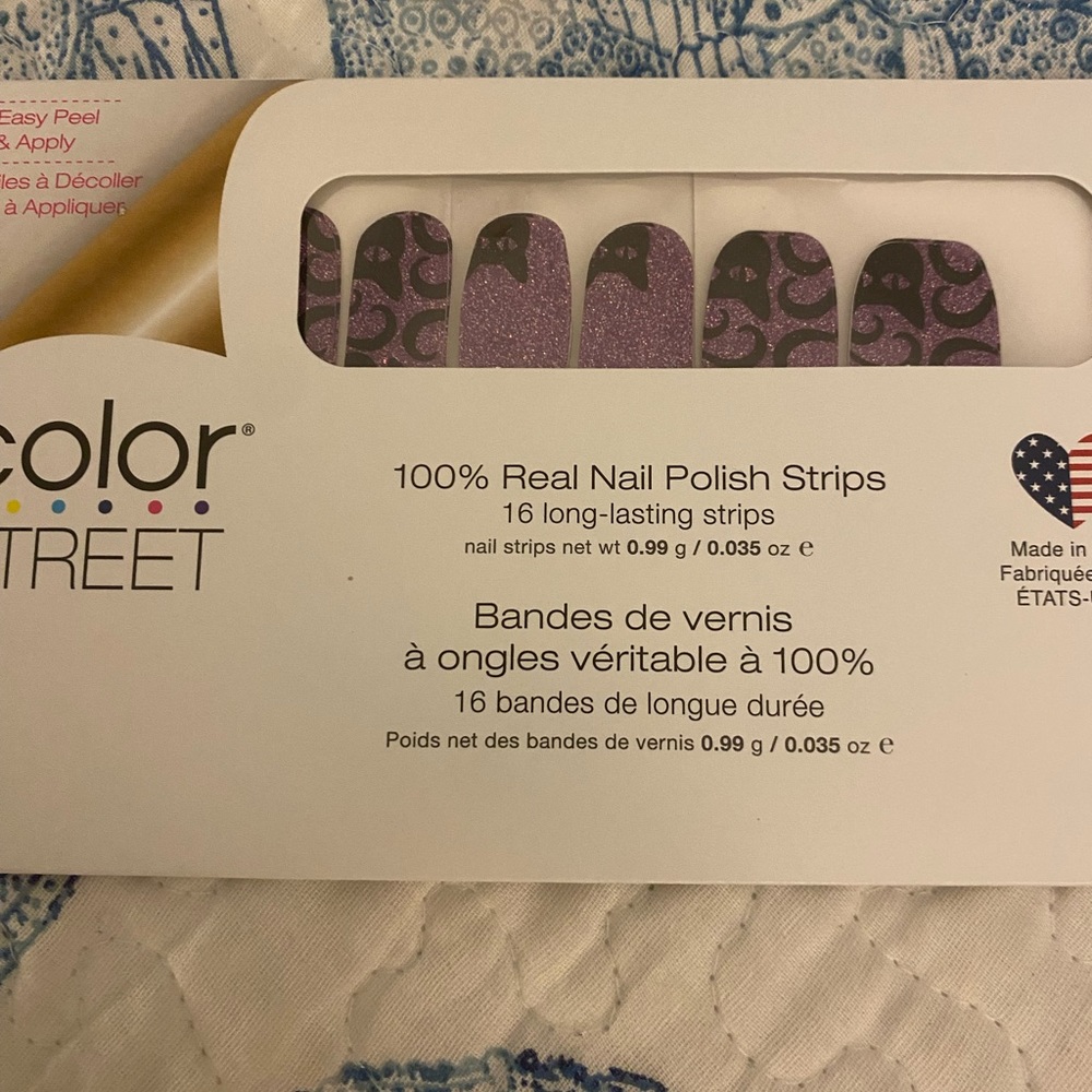 1 set of Retired Halloween Color Street- Cats All Folks